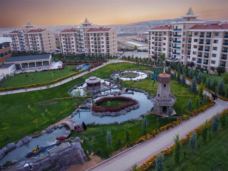 Grand Ozgul Thermal Holiday Village Gazligol Bagian luar foto