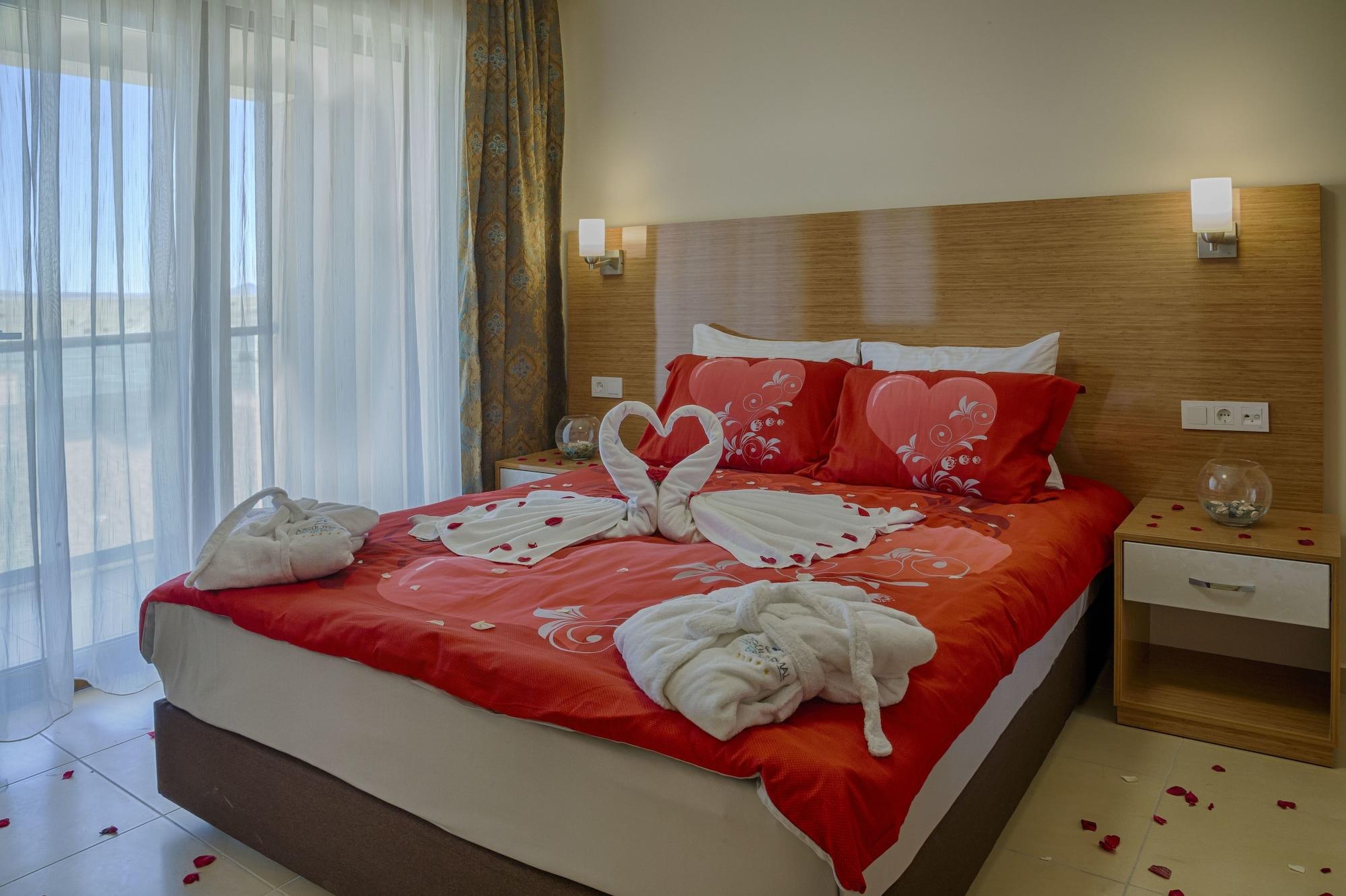 Grand Ozgul Thermal Holiday Village Gazligol Bagian luar foto