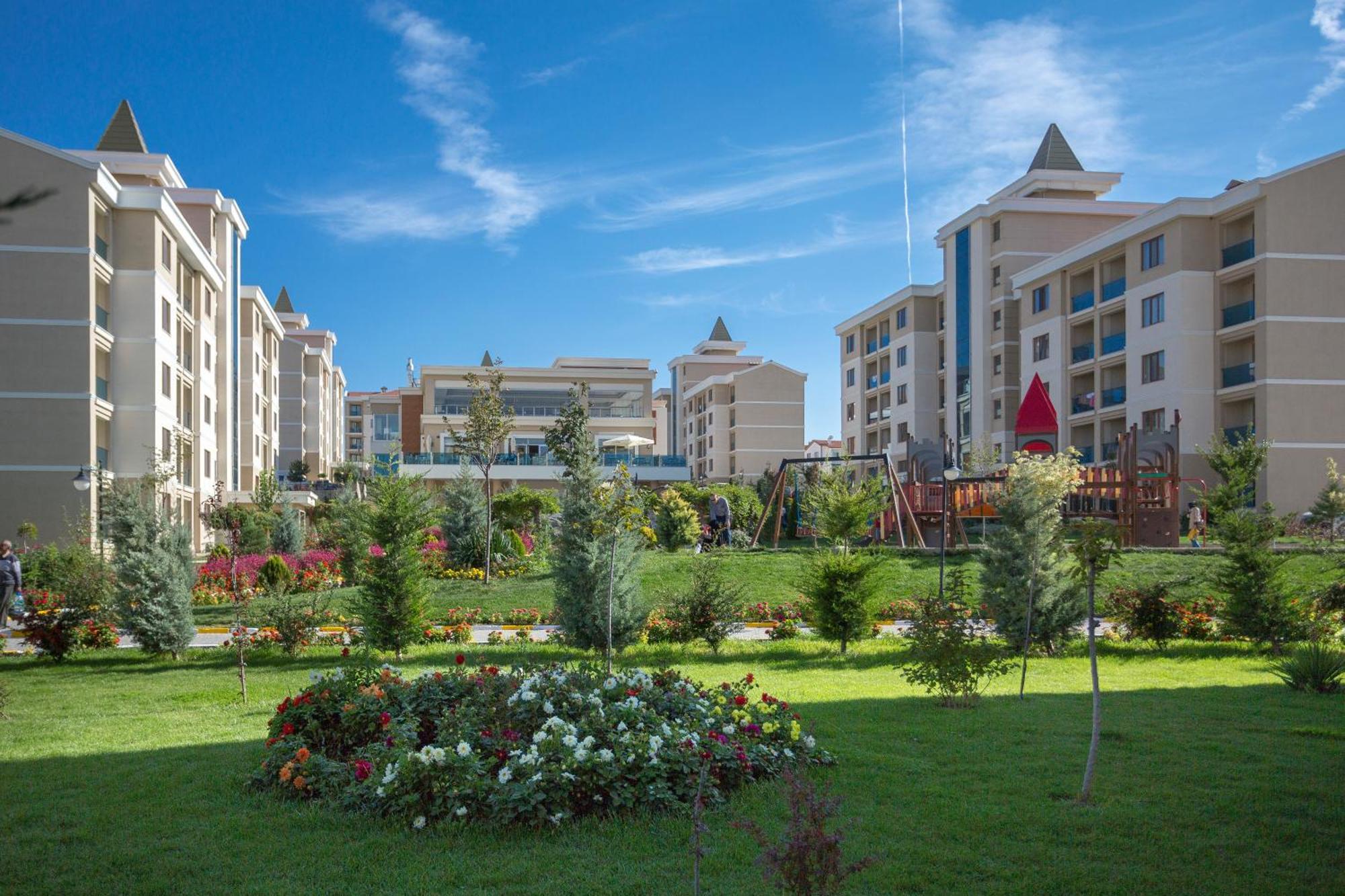 Grand Ozgul Thermal Holiday Village Gazligol Bagian luar foto